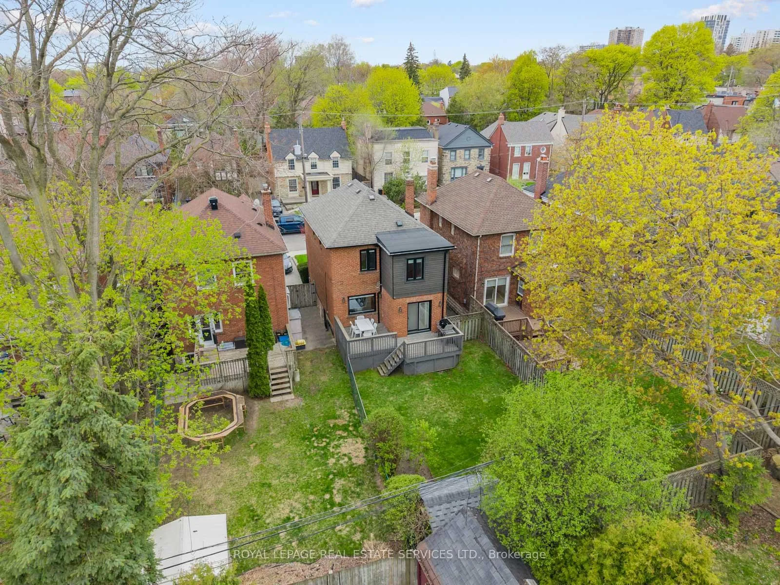Photo 37 of 185 Glen Cedar Road, Toronto, Humewood-Cedarvale — HOMEH