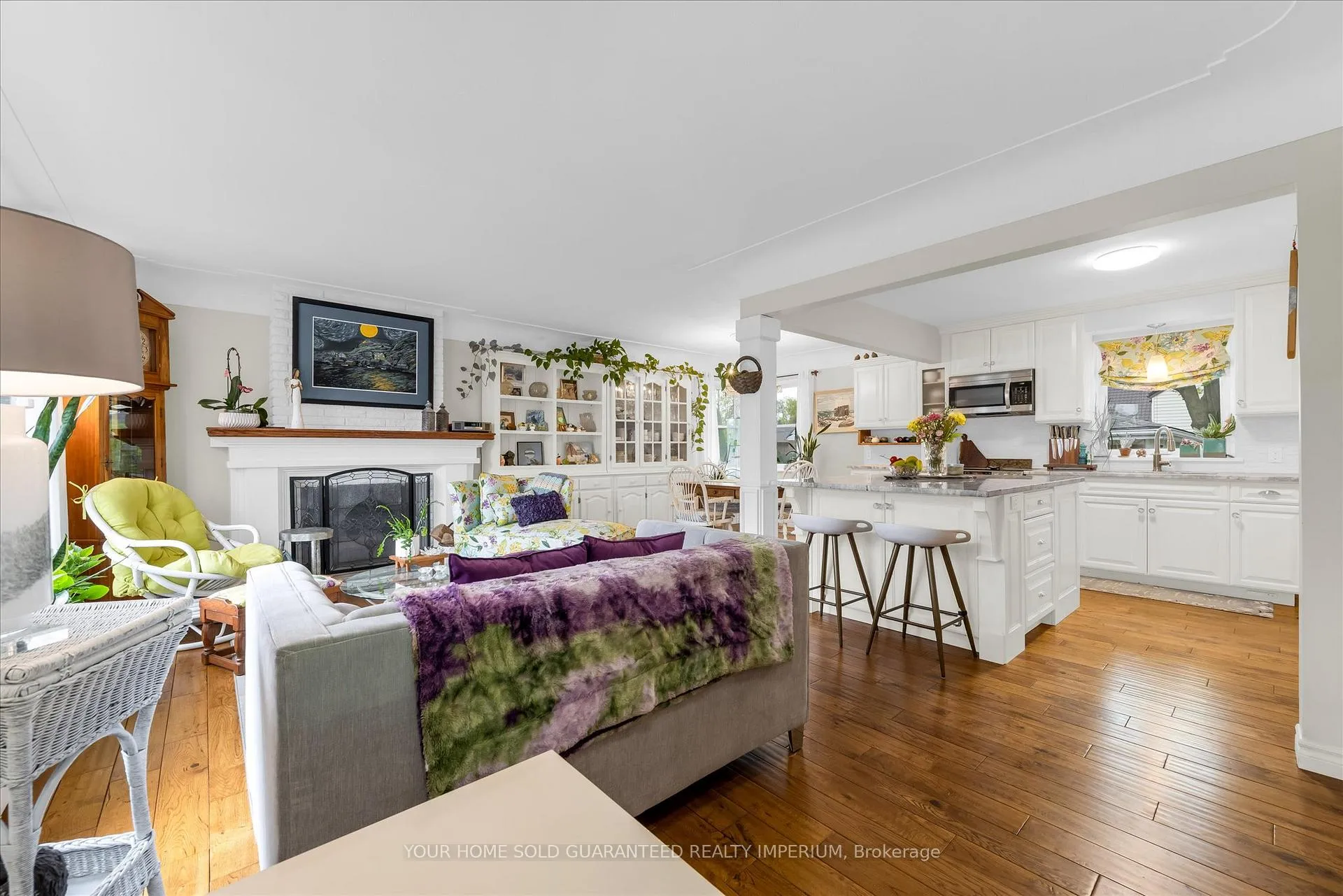 Photo 6 of 8 Mulock Avenue, Hamilton, Sunninghill — HOMEH