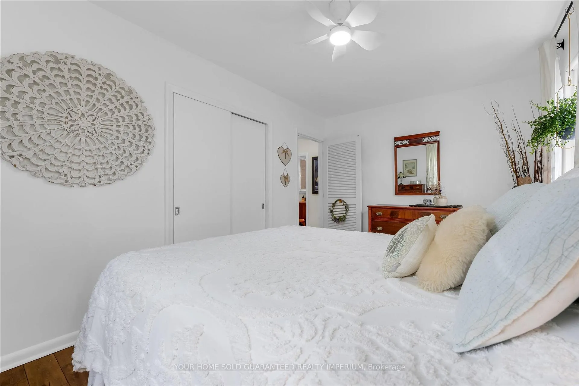 Photo 16 of 8 Mulock Avenue, Hamilton, Sunninghill — HOMEH