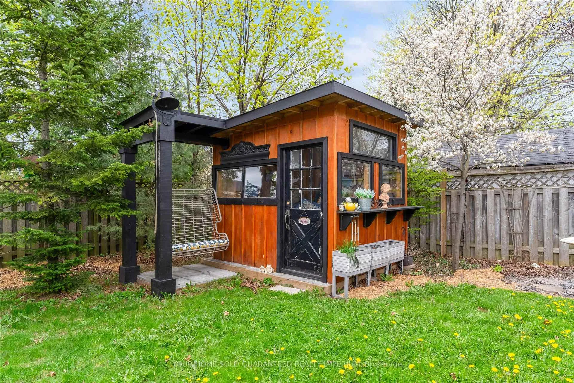 Photo 36 of 8 Mulock Avenue, Hamilton, Sunninghill — HOMEH