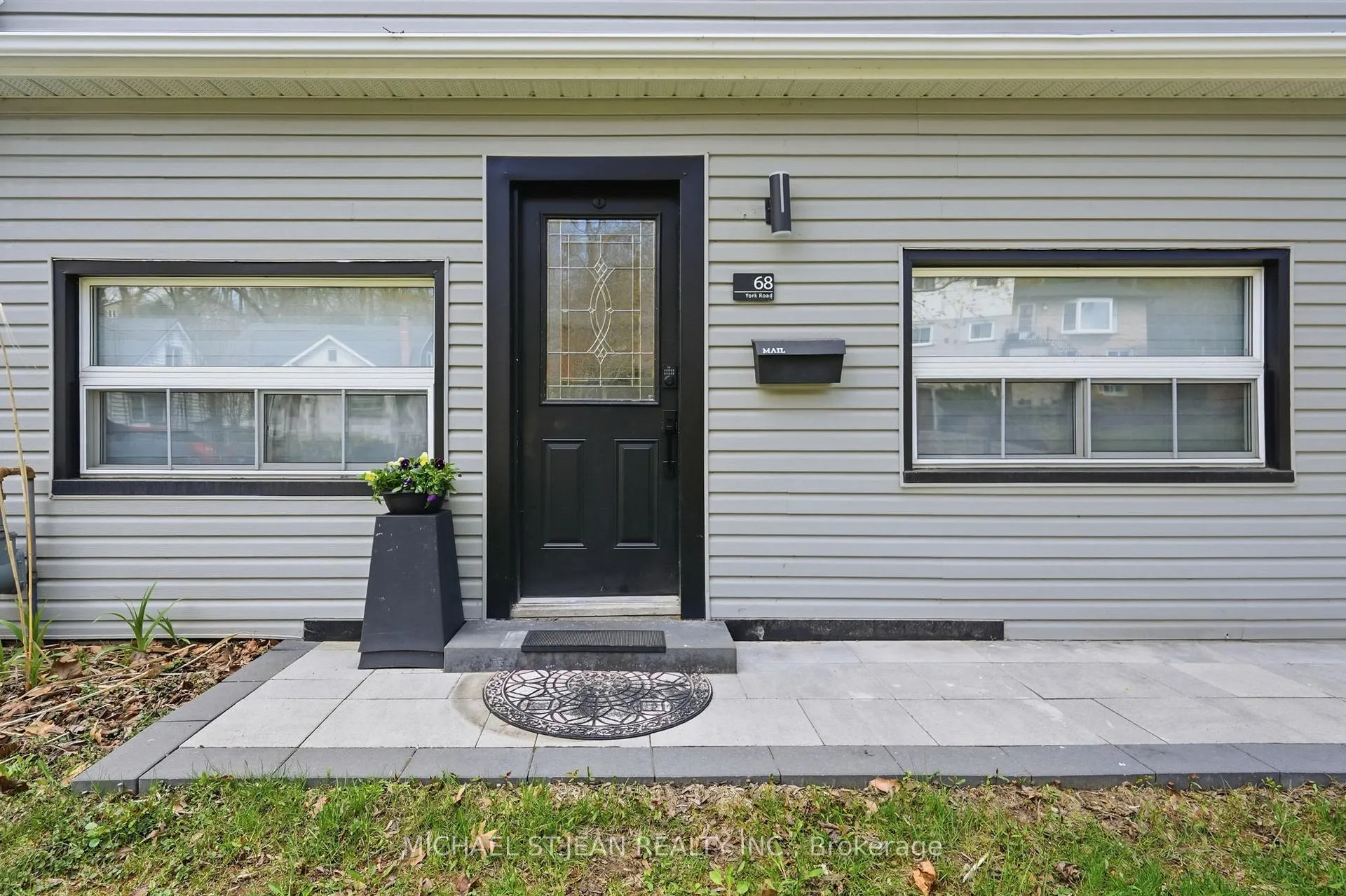 Photo 29 of 68 York Street, Hamilton, Dundas — HOMEH