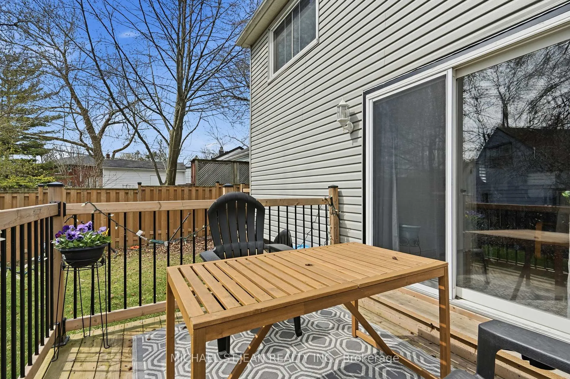 Photo 31 of 68 York Street, Hamilton, Dundas — HOMEH