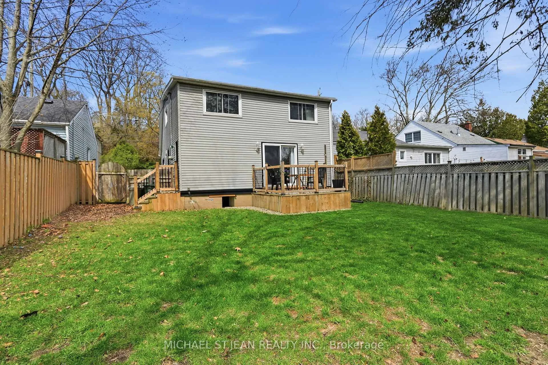 Photo 36 of 68 York Street, Hamilton, Dundas — HOMEH