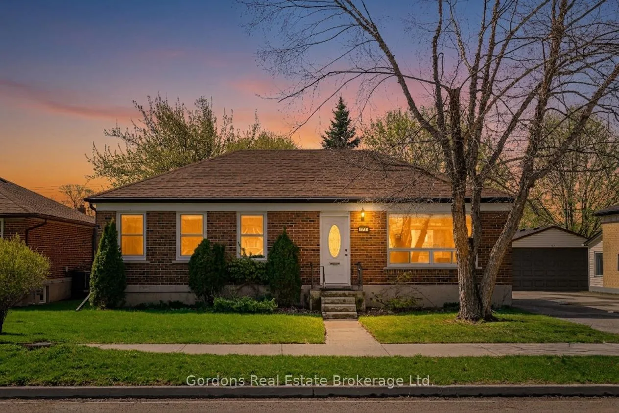 Photo 1 of 705 Bellaire Street, Peterborough, Otonabee Ward 1 — HOMEH