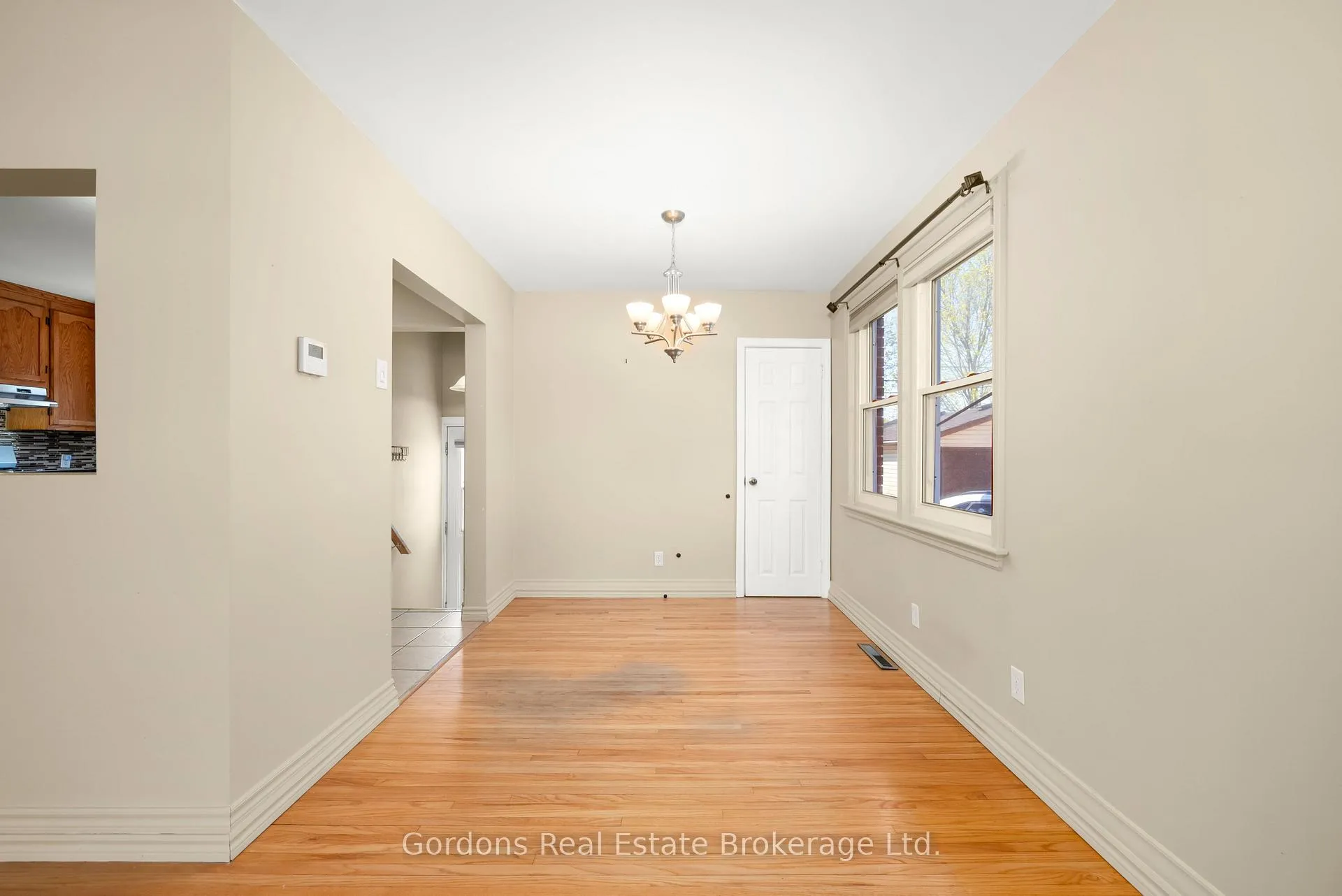 Photo 16 of 705 Bellaire Street, Peterborough, Otonabee Ward 1 — HOMEH