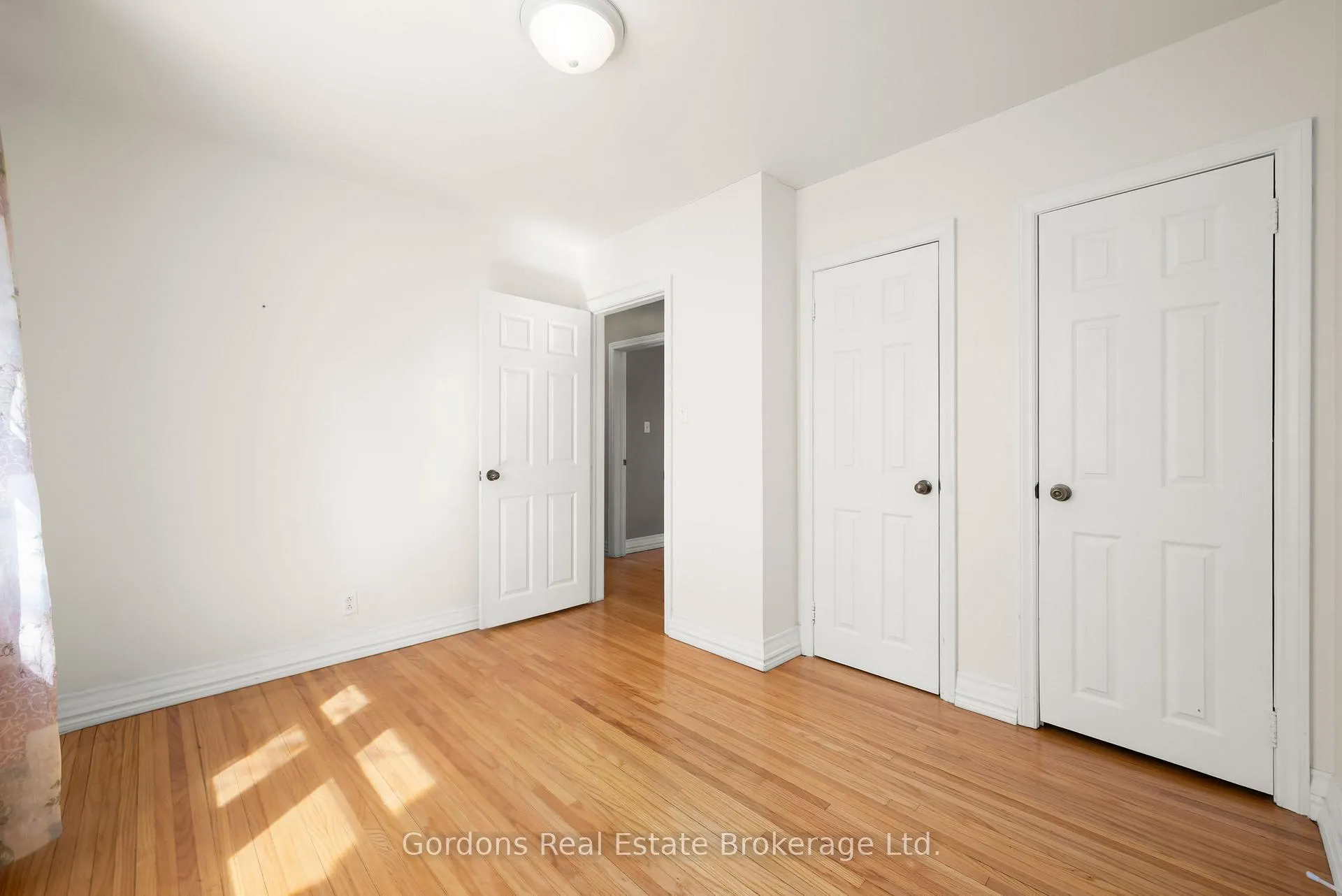 Photo 26 of 705 Bellaire Street, Peterborough, Otonabee Ward 1 — HOMEH