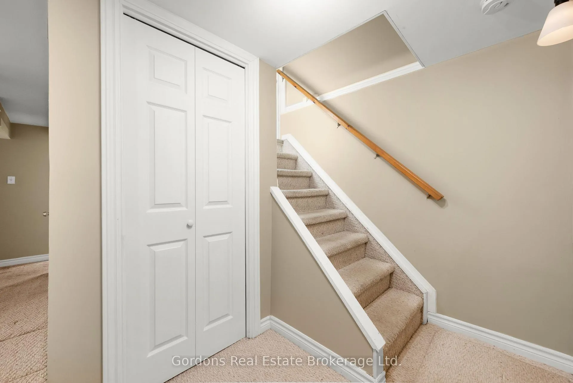 Photo 32 of 705 Bellaire Street, Peterborough, Otonabee Ward 1 — HOMEH