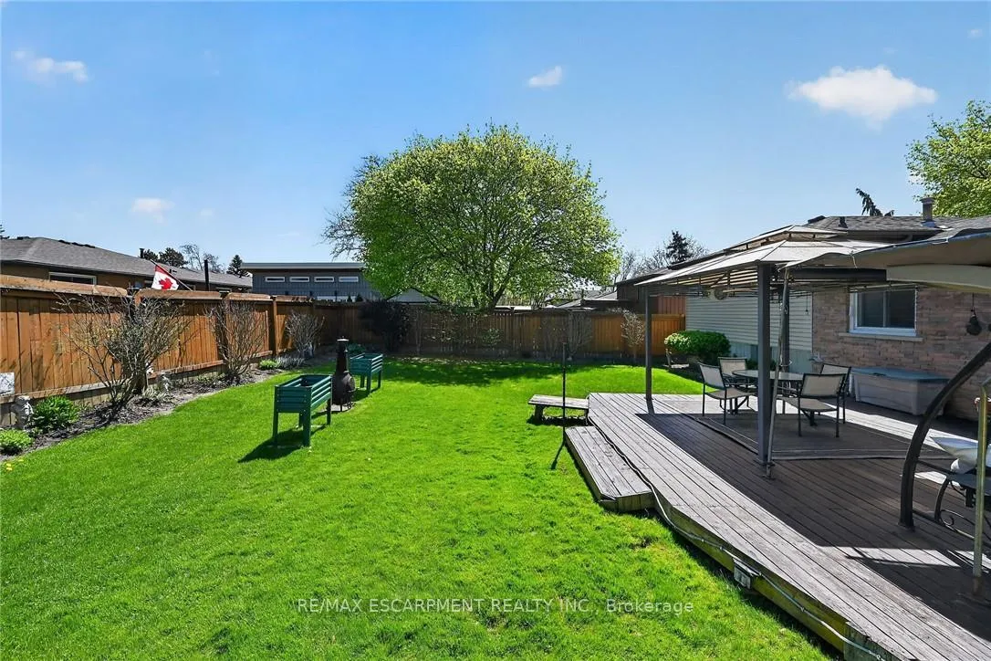 Photo 4 of 331 MacCrae Drive, Haldimand — HOMEH