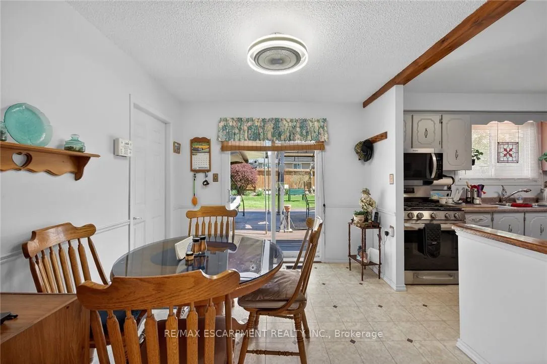 Photo 8 of 331 MacCrae Drive, Haldimand — HOMEH