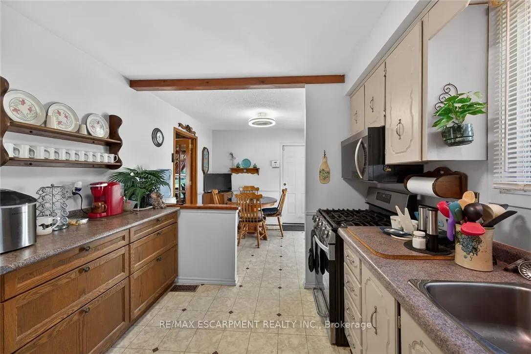 Photo 13 of 331 MacCrae Drive, Haldimand — HOMEH