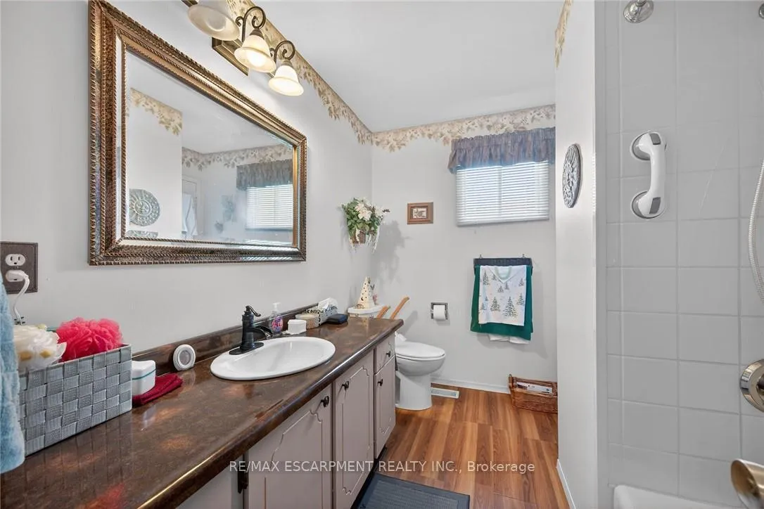 Photo 22 of 331 MacCrae Drive, Haldimand — HOMEH
