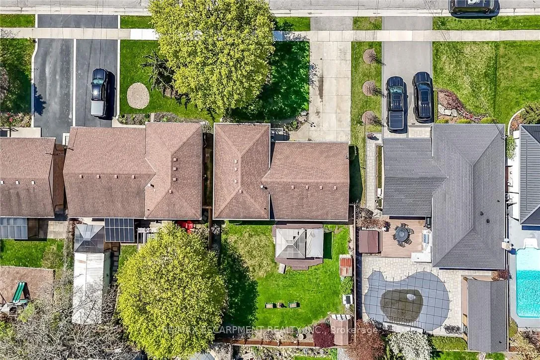 Photo 47 of 331 MacCrae Drive, Haldimand — HOMEH