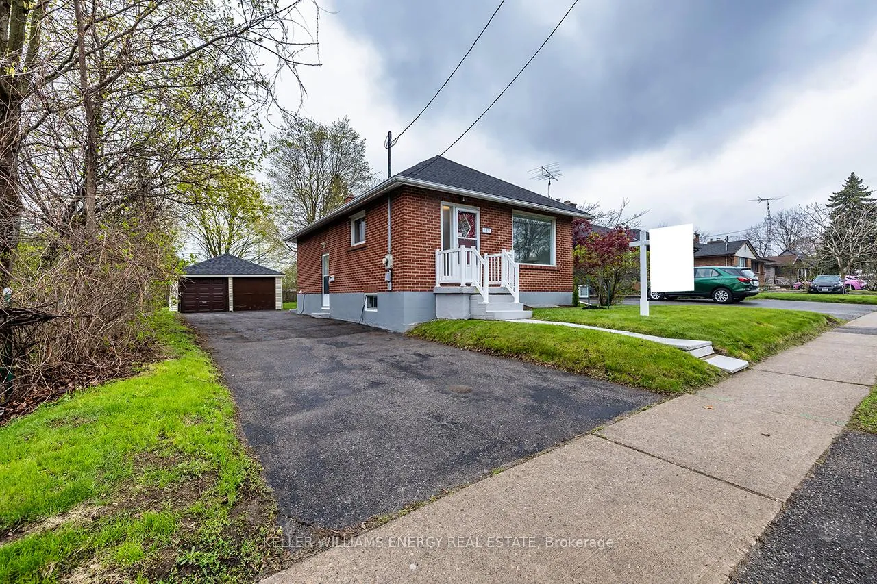 Photo 2 of 739 King Street W, Oshawa, Vanier — HOMEH