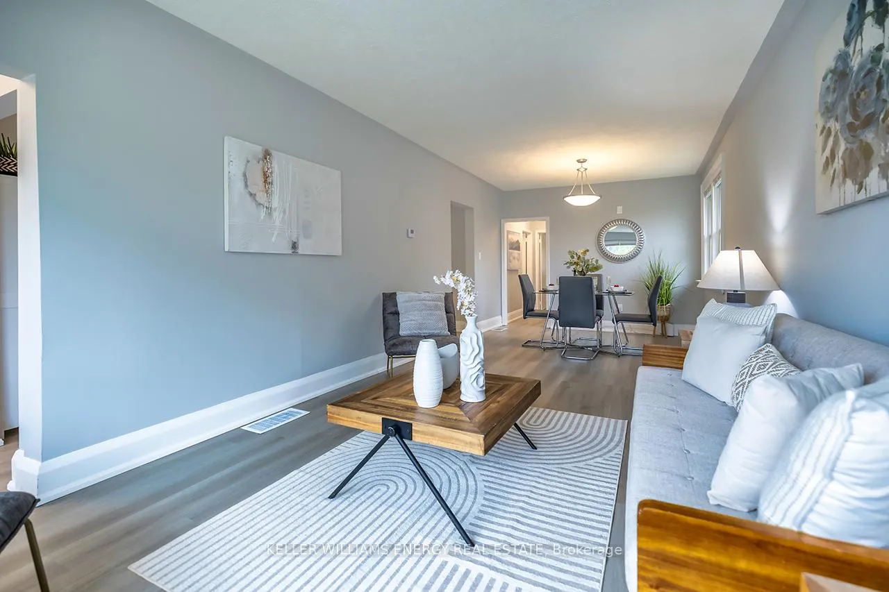 Photo 12 of 739 King Street W, Oshawa, Vanier — HOMEH