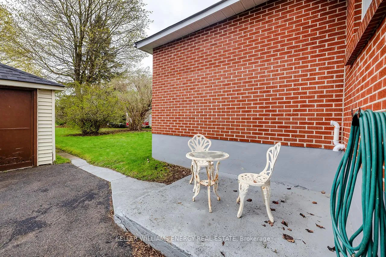 Photo 31 of 739 King Street W, Oshawa, Vanier — HOMEH