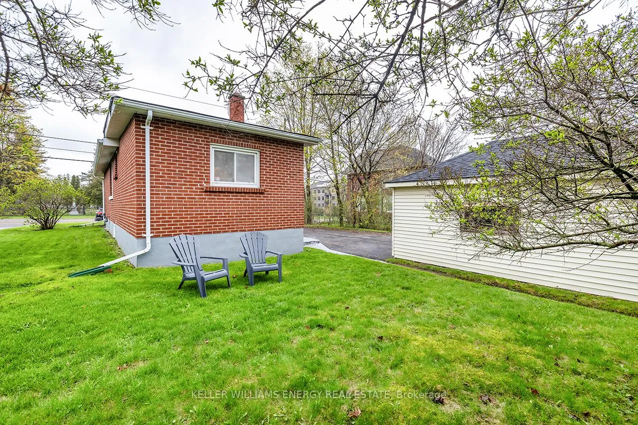 Photo 32 of 739 King Street W, Oshawa, Vanier — HOMEH