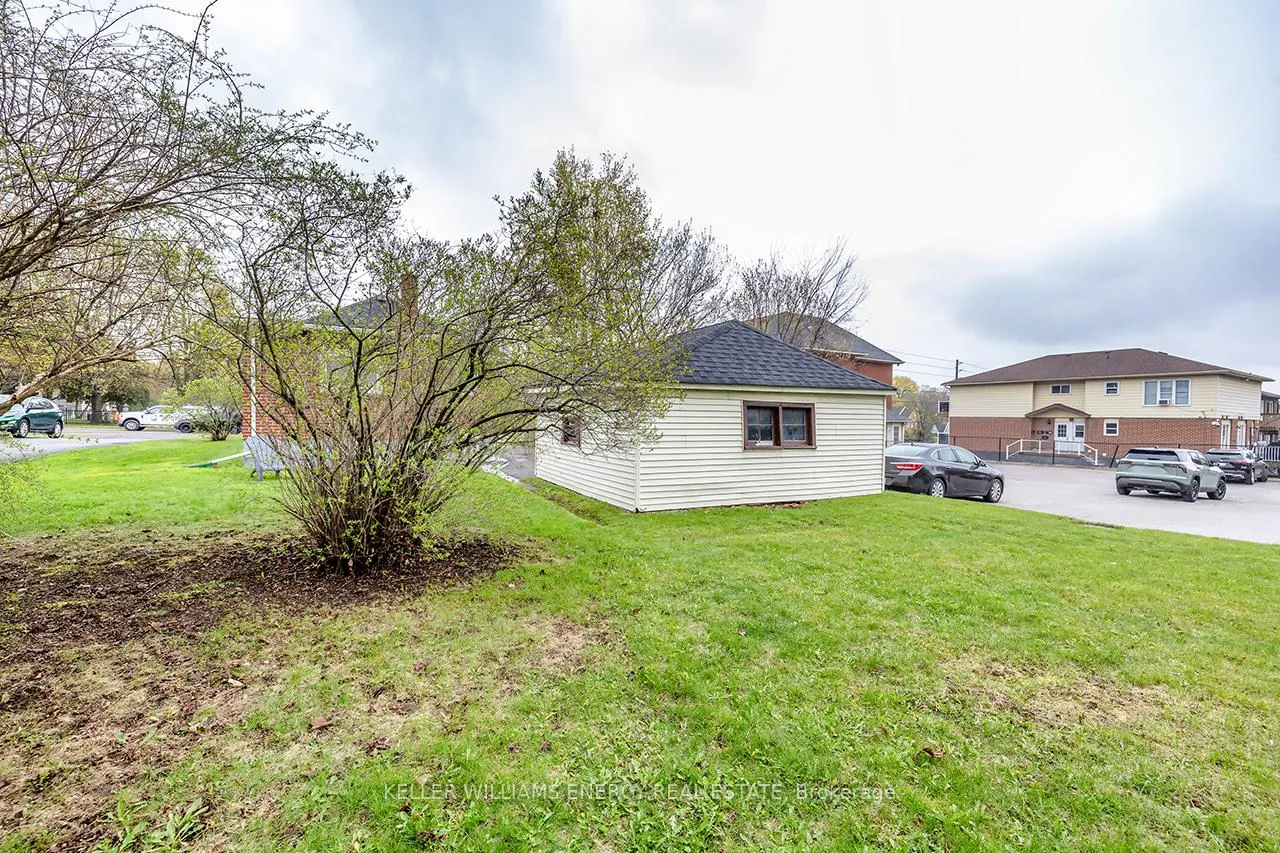 Photo 34 of 739 King Street W, Oshawa, Vanier — HOMEH