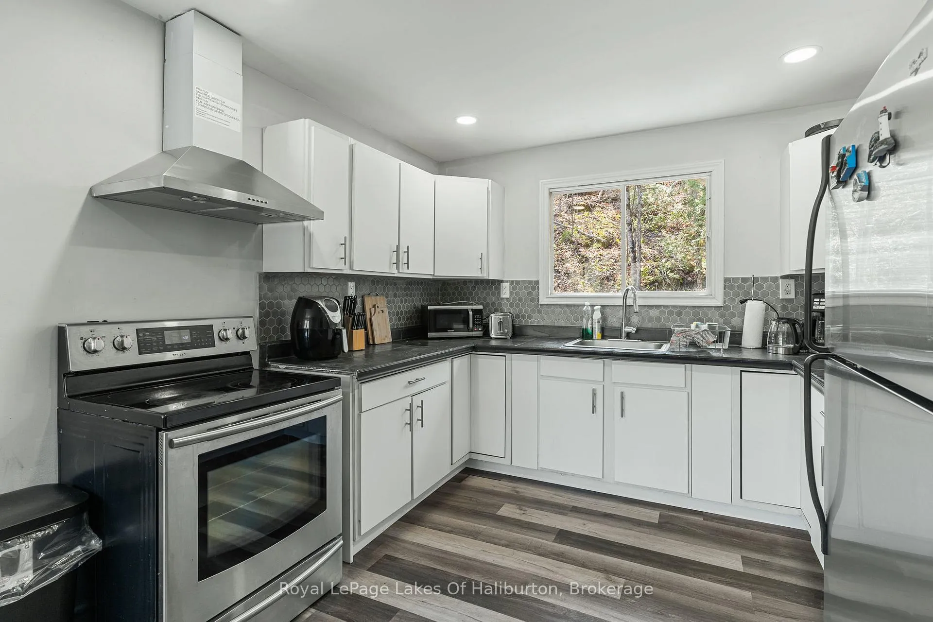 Photo 12 of 1027 Spencers Trail, Highlands East, Glamorgan — HOMEH