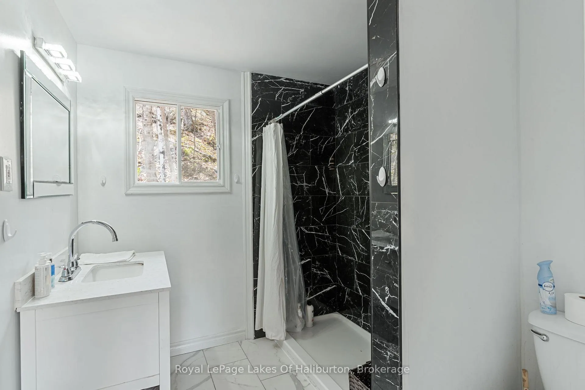Photo 17 of 1027 Spencers Trail, Highlands East, Glamorgan — HOMEH