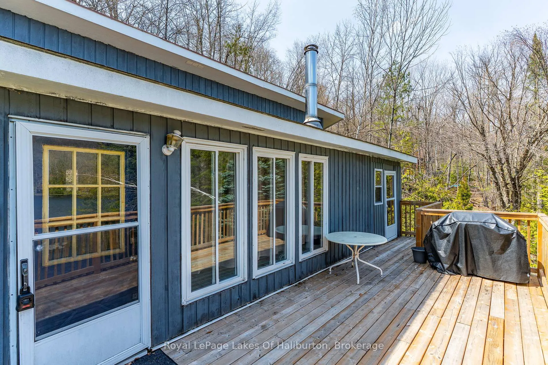Photo 23 of 1027 Spencers Trail, Highlands East, Glamorgan — HOMEH