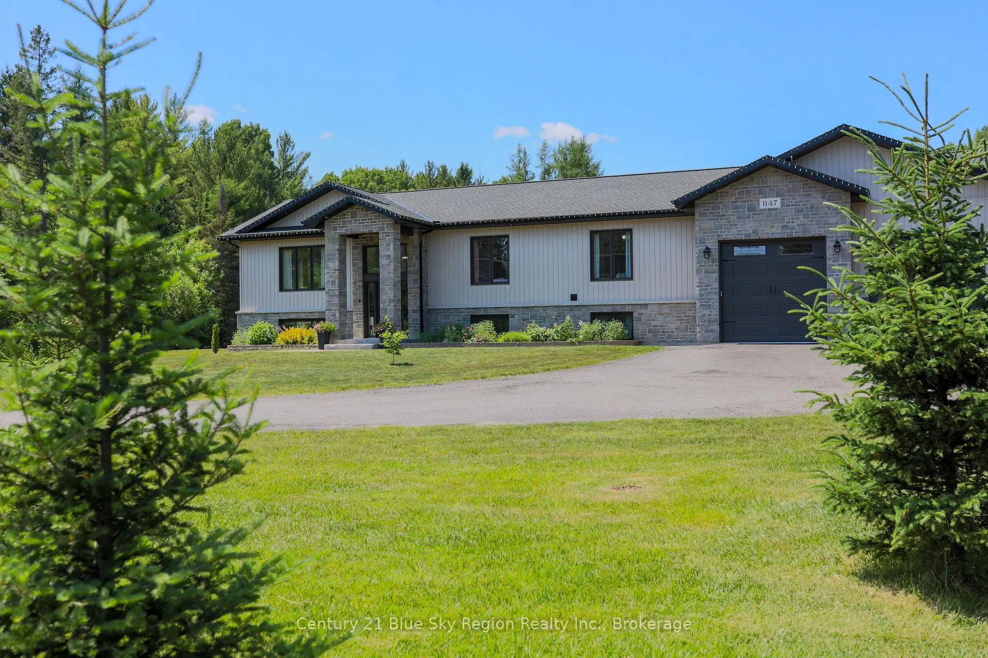 Photo 4 of 1147 Maple Hill Road, Powassan — HOMEH