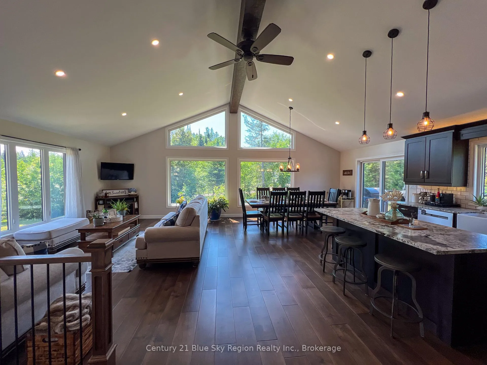 Photo 12 of 1147 Maple Hill Road, Powassan — HOMEH