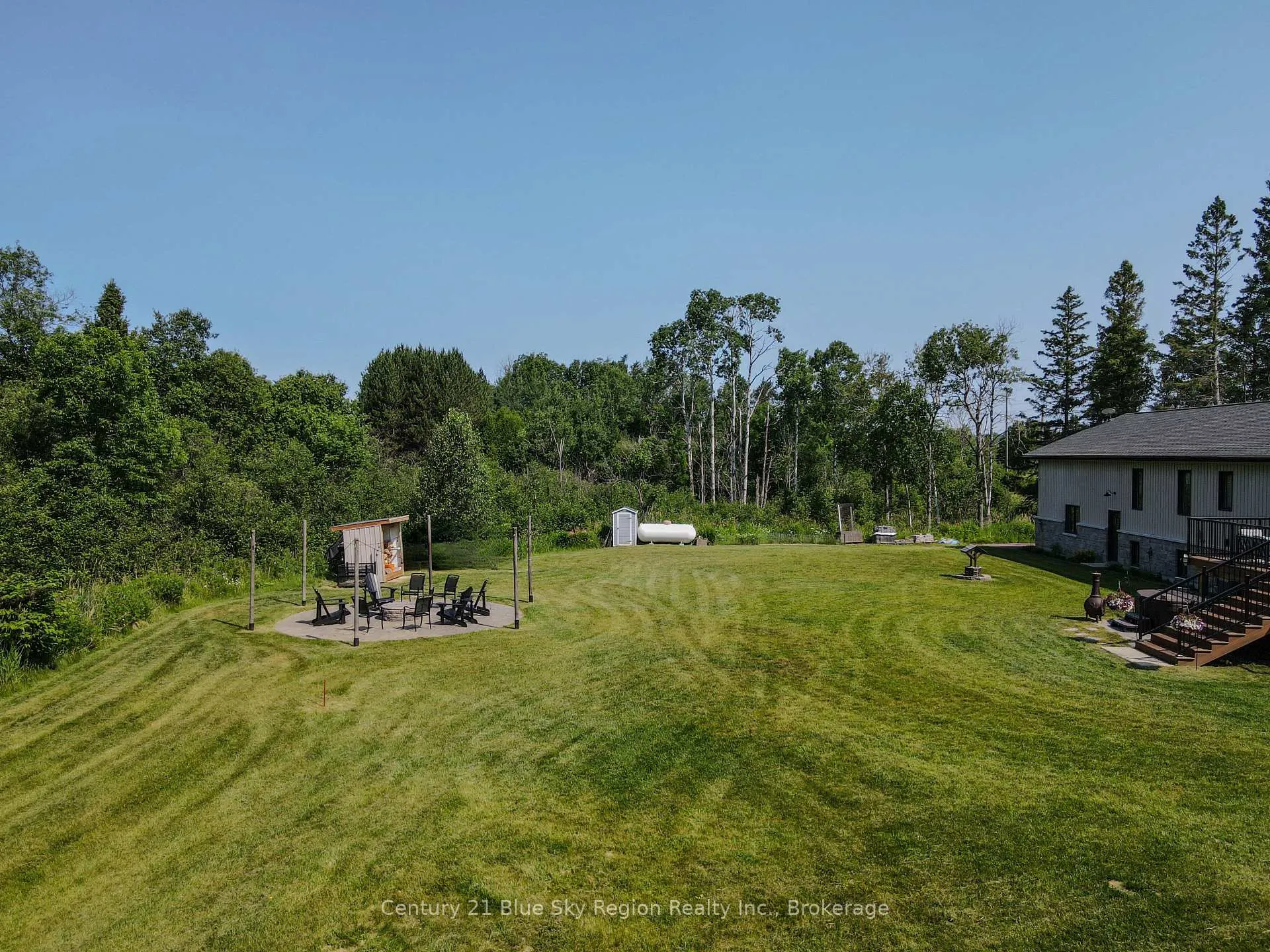 Photo 49 of 1147 Maple Hill Road, Powassan — HOMEH