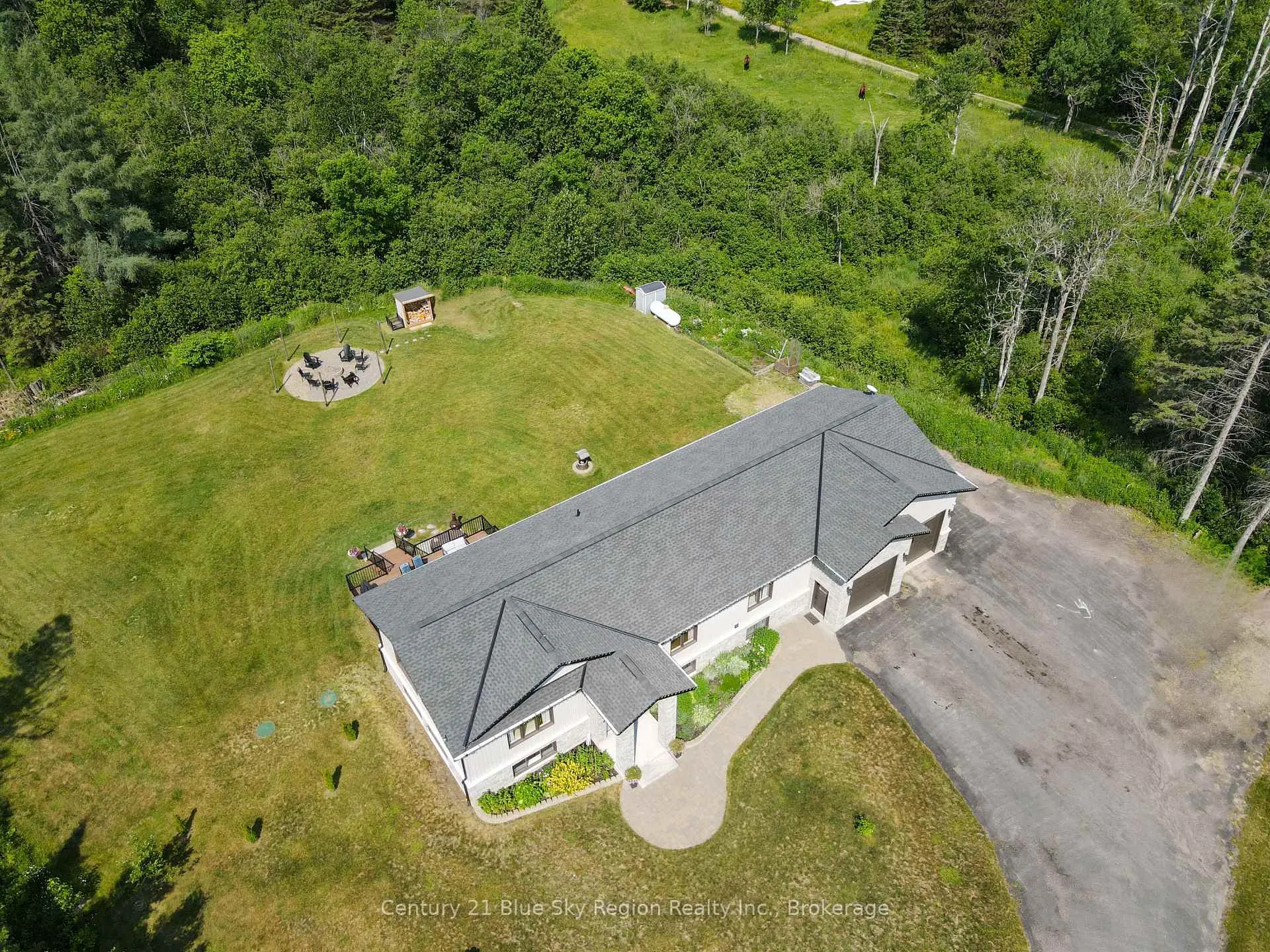 Photo 50 of 1147 Maple Hill Road, Powassan — HOMEH