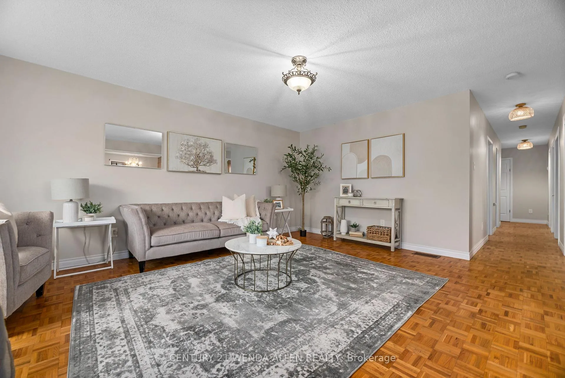 Photo 3 of 539 Monaghan Road, Peterborough, Otonabee Ward 1 — HOMEH