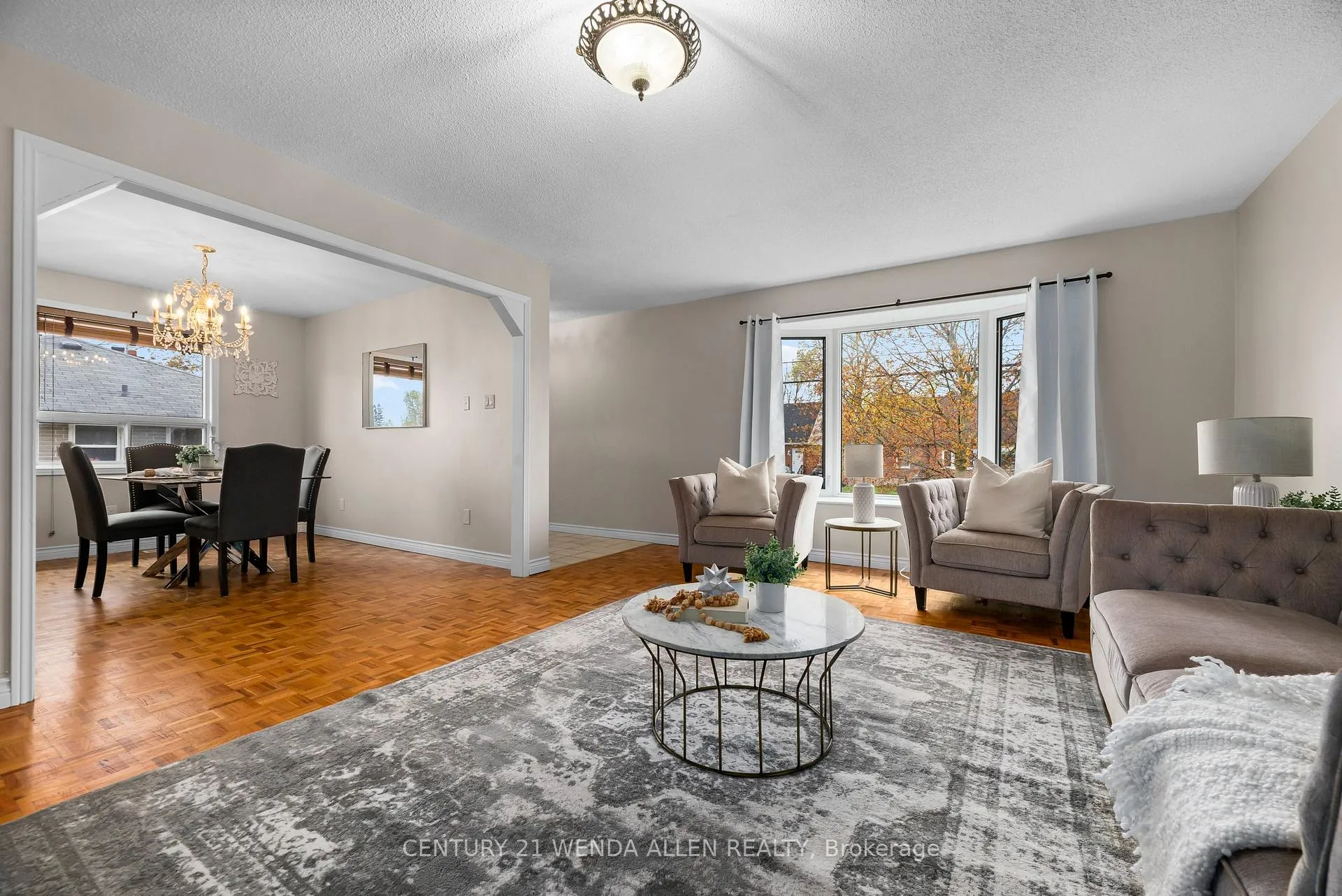 Photo 5 of 539 Monaghan Road, Peterborough, Otonabee Ward 1 — HOMEH