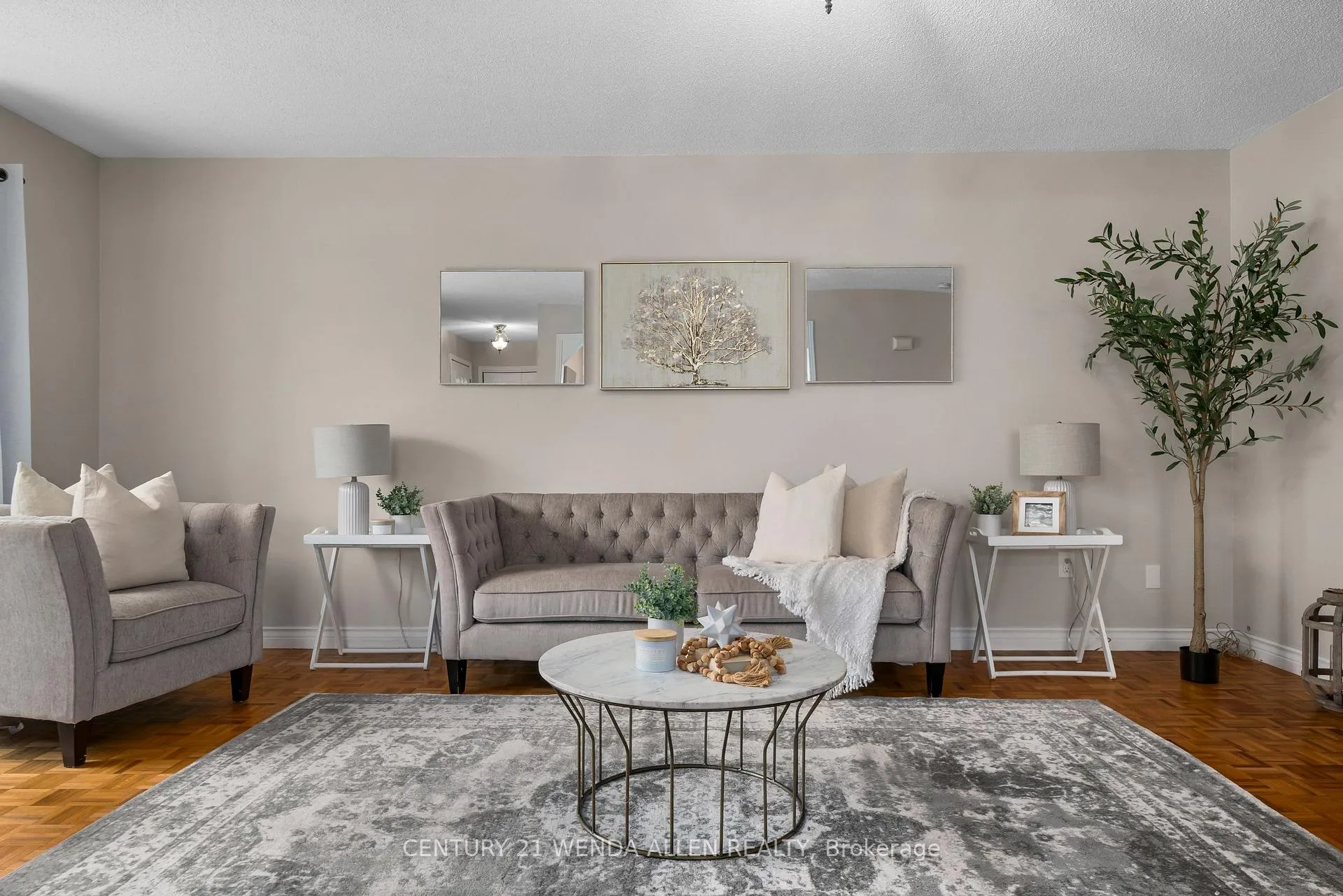 Photo 11 of 539 Monaghan Road, Peterborough, Otonabee Ward 1 — HOMEH
