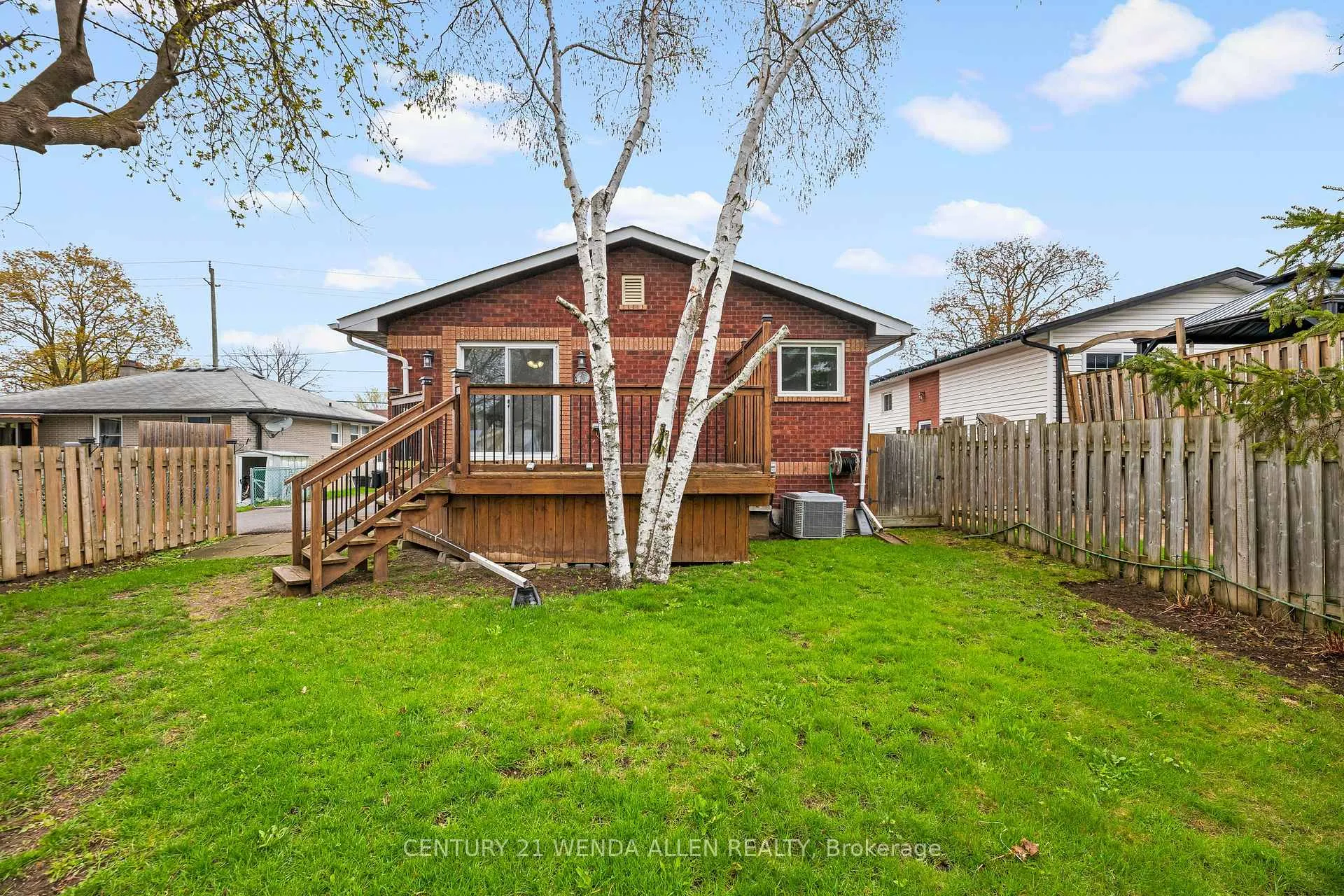 Photo 39 of 539 Monaghan Road, Peterborough, Otonabee Ward 1 — HOMEH