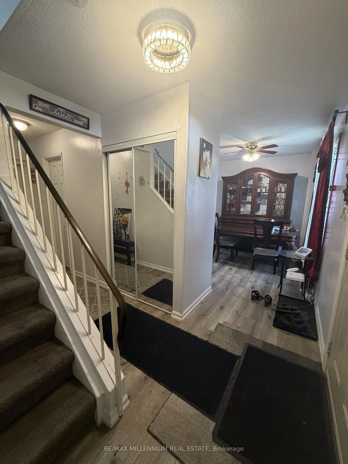 Photo 8 of 6 Cedarhill Crescent, Kitchener, Country Hills — HOMEH