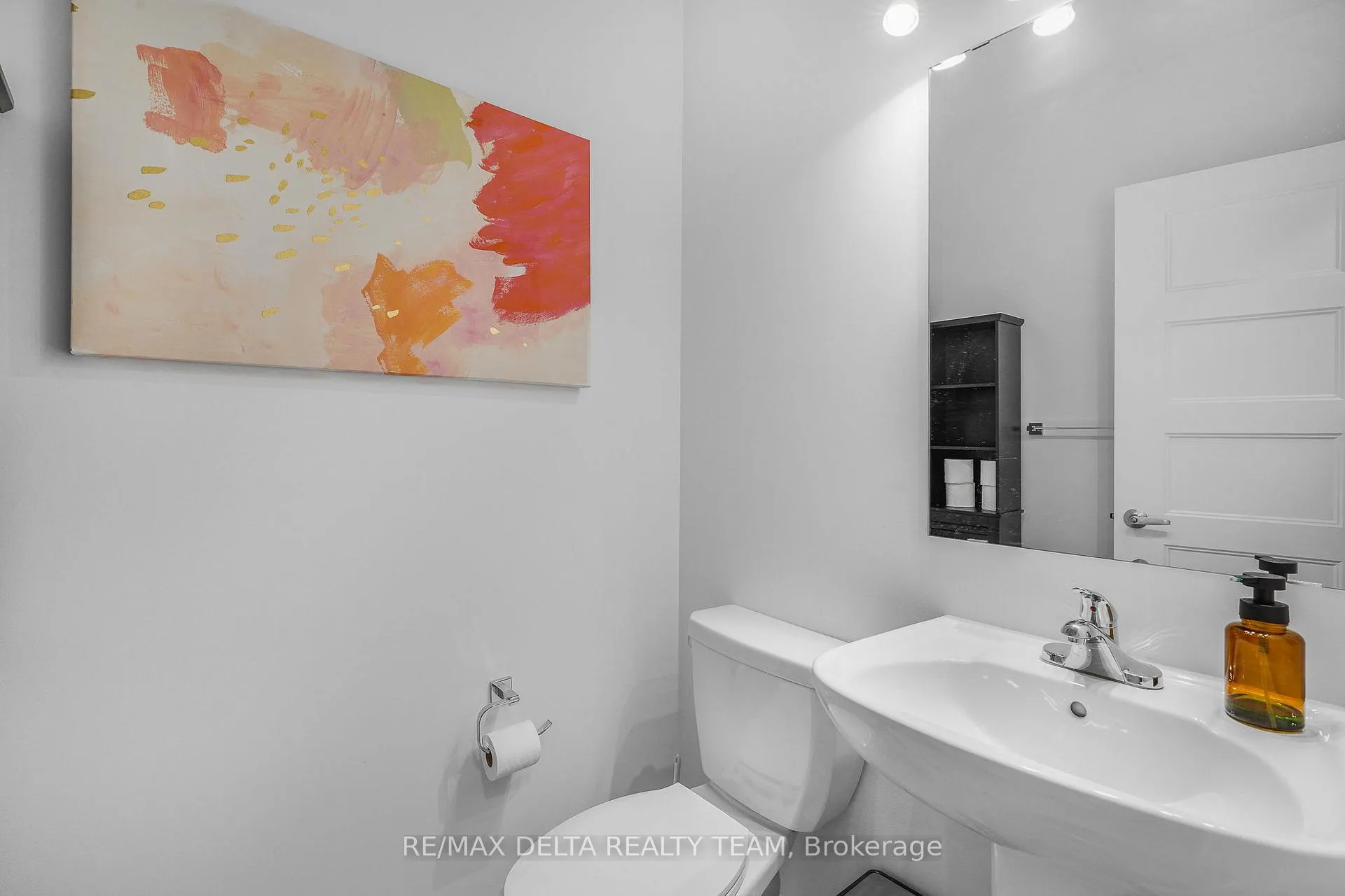 Photo 5 of 576 Halo Private, Ottawa, Chapel Hill — HOMEH