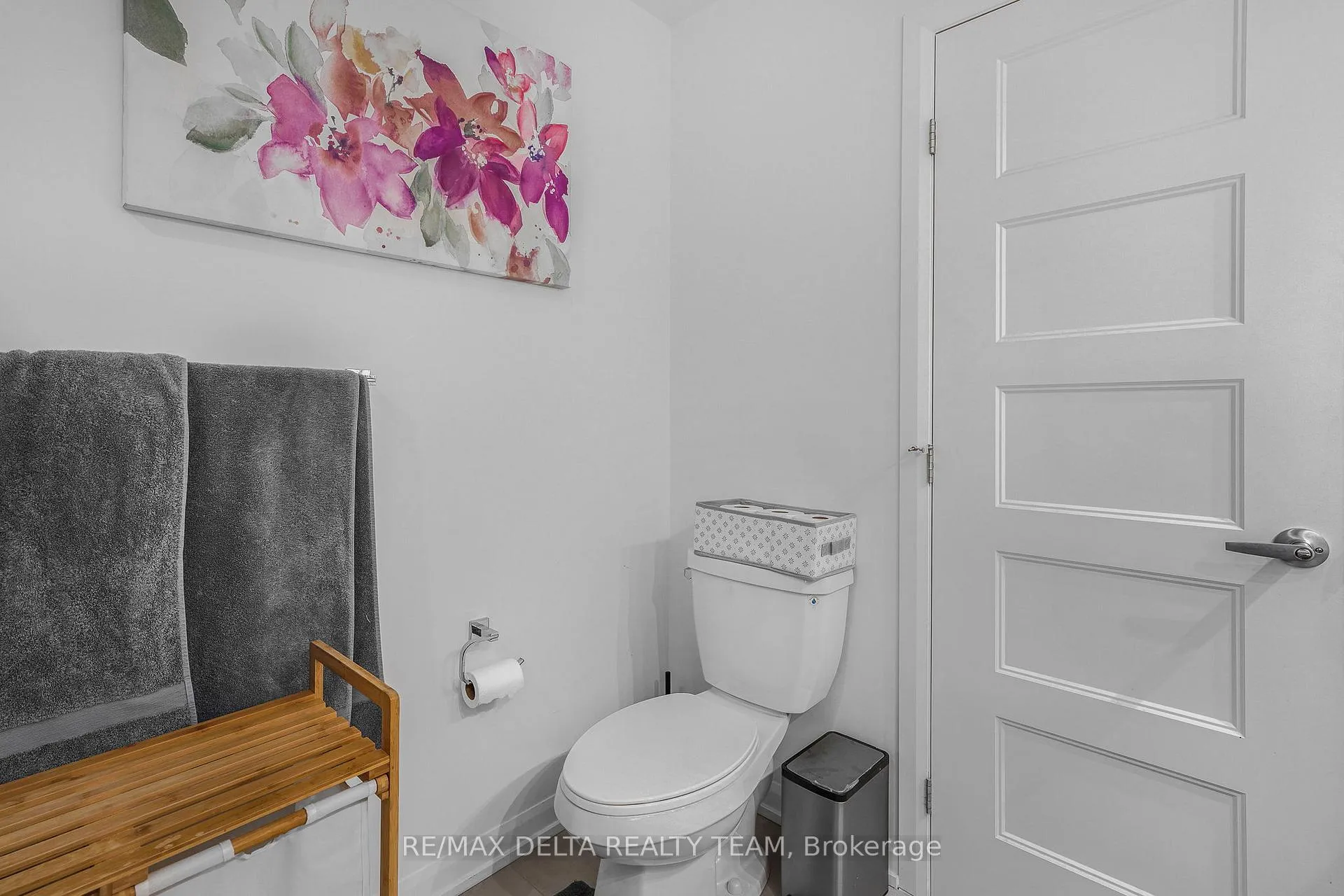 Photo 23 of 576 Halo Private, Ottawa, Chapel Hill — HOMEH