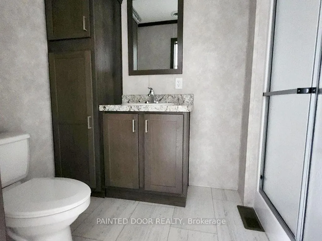 Photo 6 of Unit 4, 45 Tower Road, Georgian Bay, Freeman — HOMEH