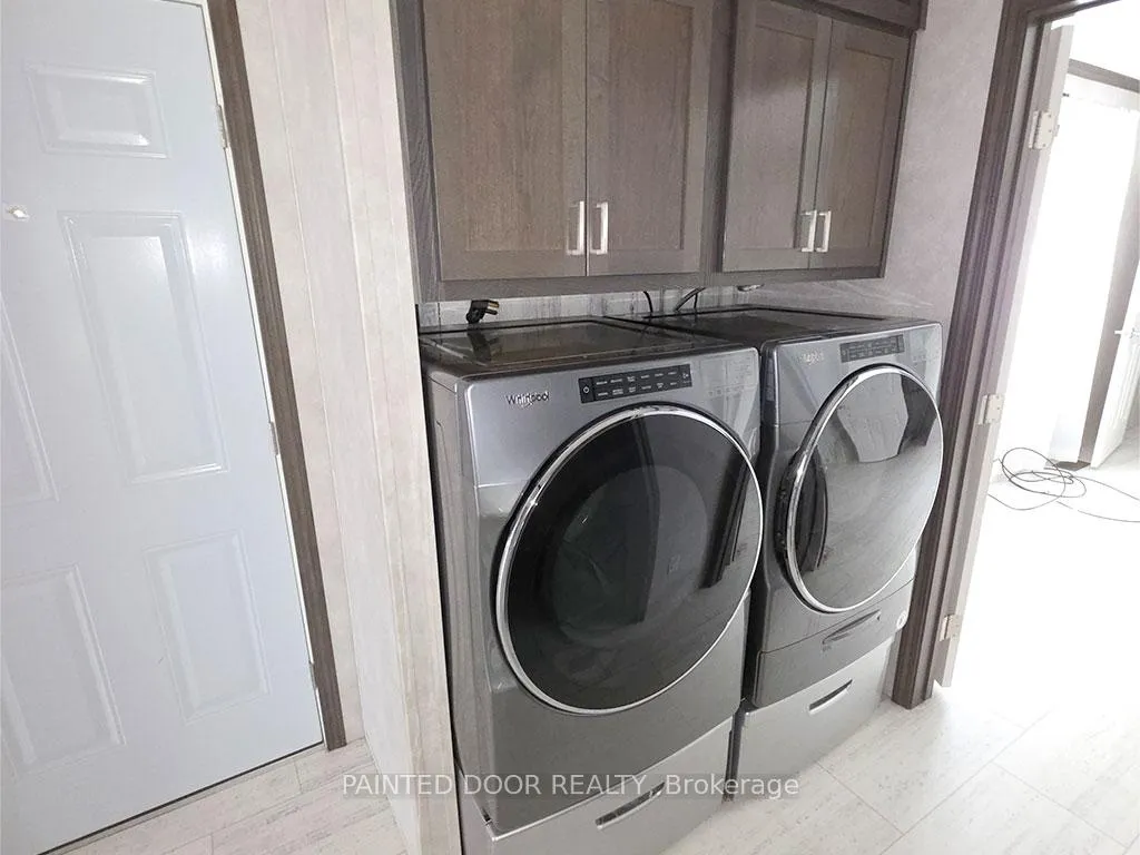 Photo 9 of Unit 4, 45 Tower Road, Georgian Bay, Freeman — HOMEH