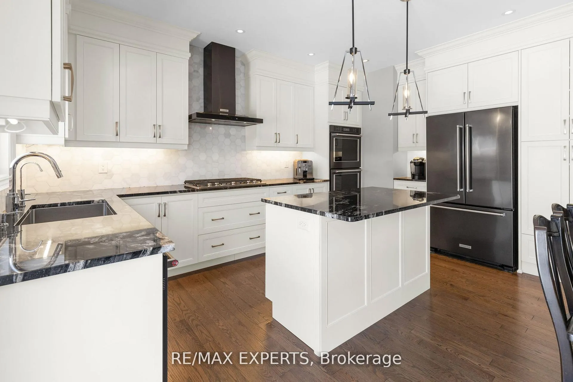 Photo 10 of 24 Mckay Avenue, New Tecumseth, Tottenham — HOMEH