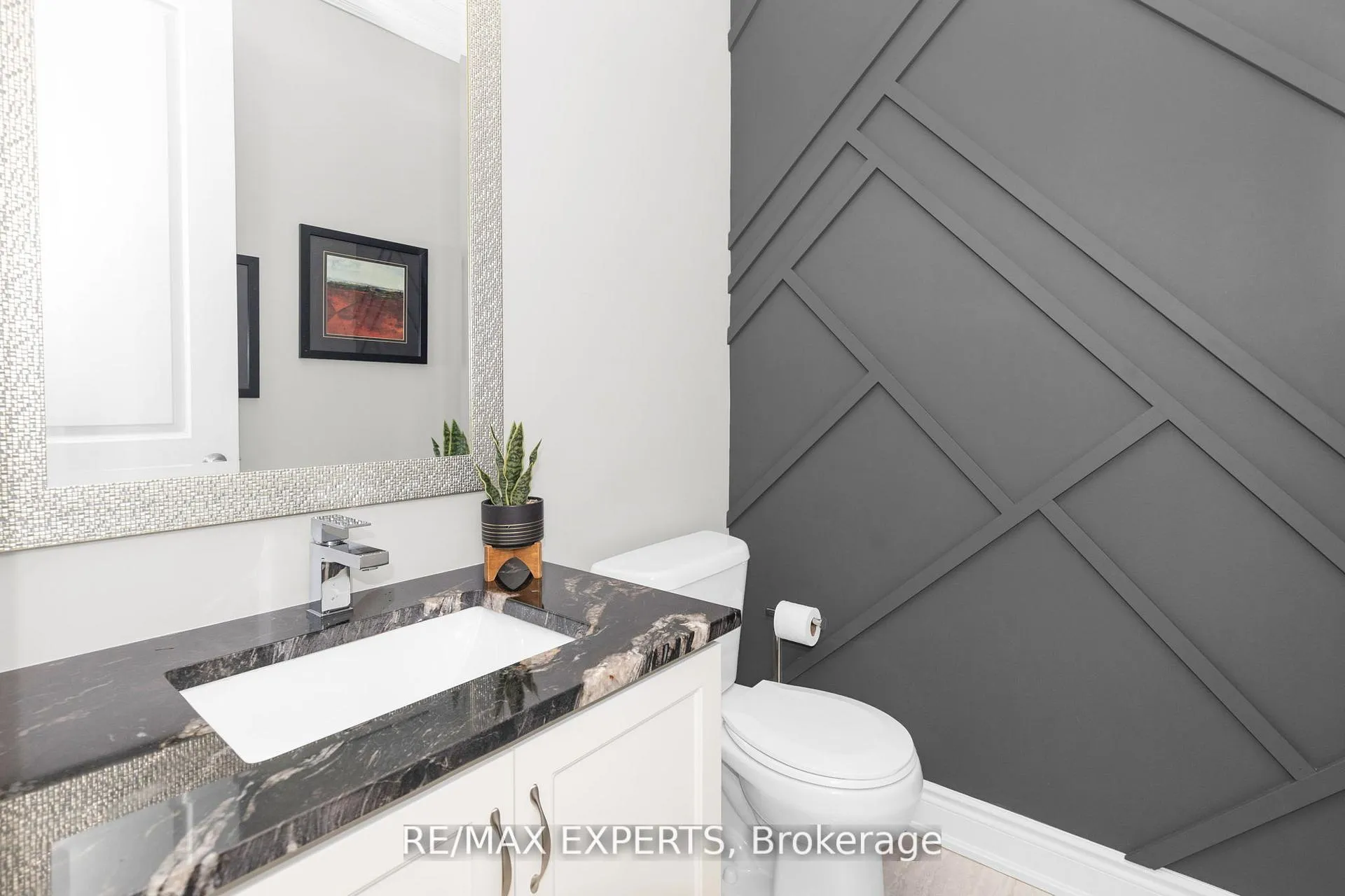 Photo 14 of 24 Mckay Avenue, New Tecumseth, Tottenham — HOMEH