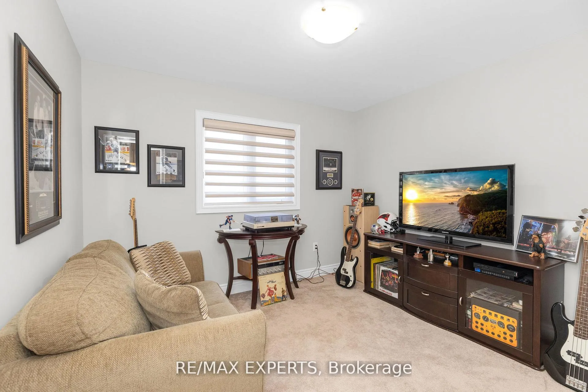 Photo 22 of 24 Mckay Avenue, New Tecumseth, Tottenham — HOMEH