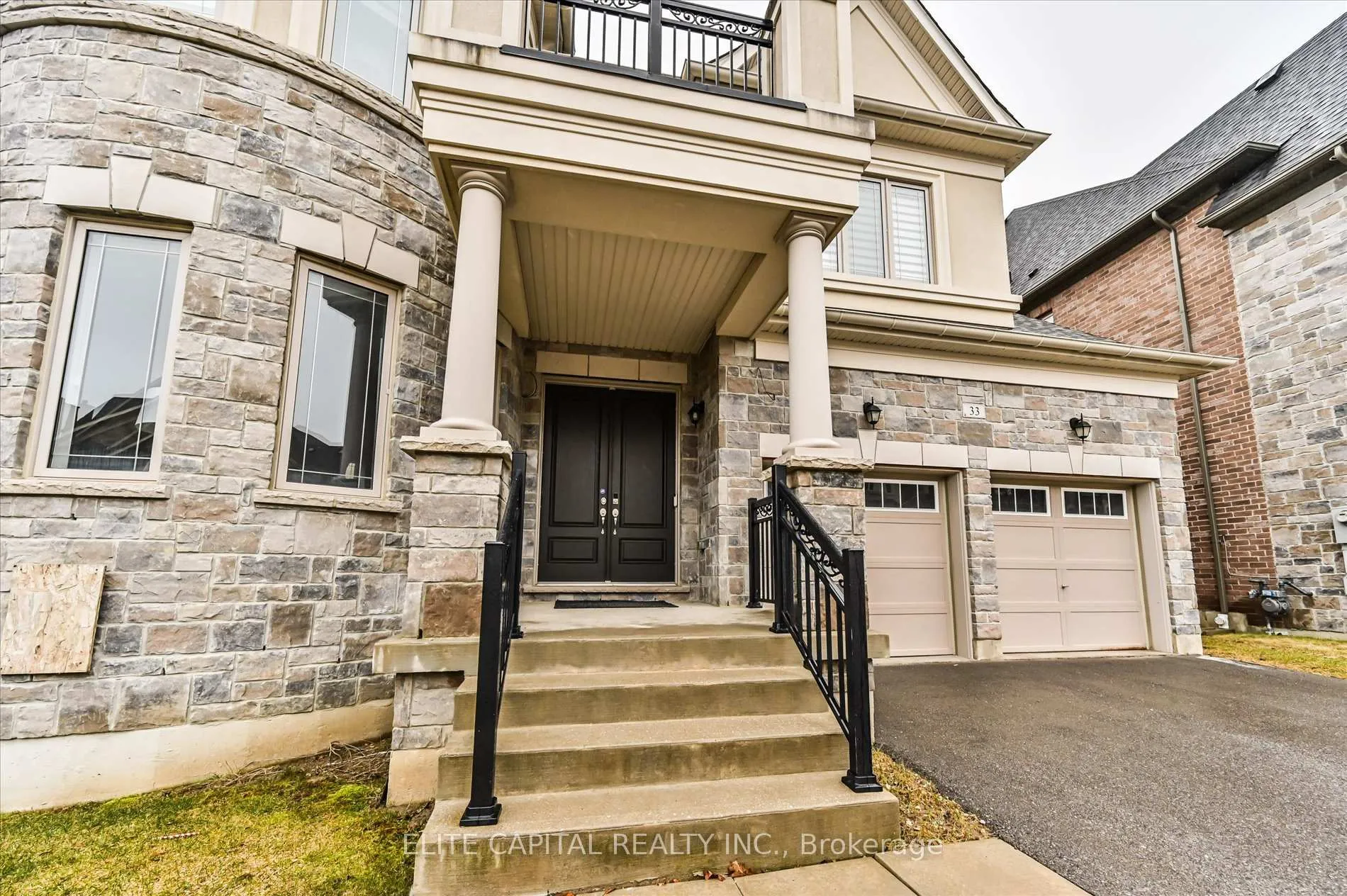 Photo 2 of 33 Straw Cutter Gate, Vaughan, Patterson — HOMEH