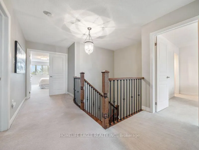 Photo 17 of 10 Fields Court, Aurora, Bayview Northeast — HOMEH