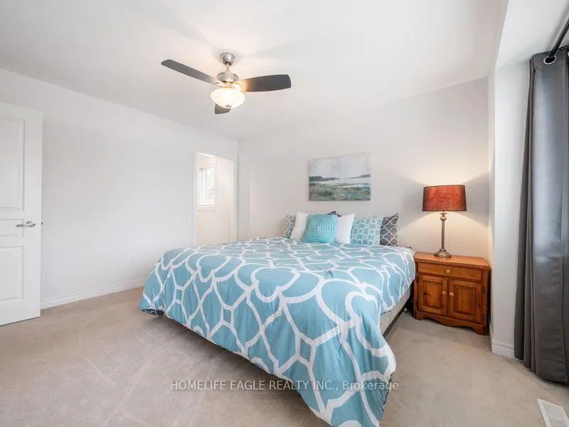 Photo 24 of 10 Fields Court, Aurora, Bayview Northeast — HOMEH