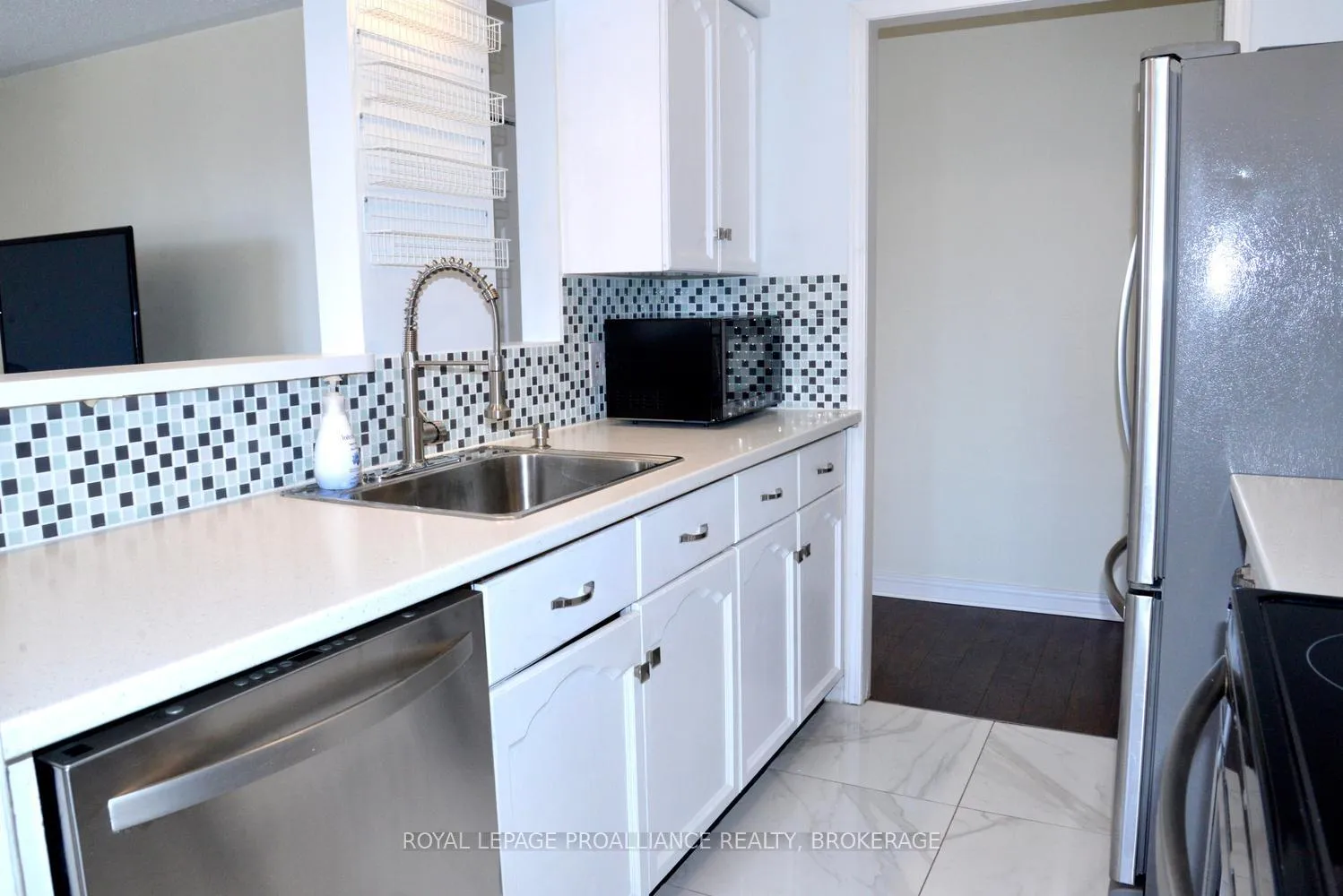 Photo 4 of Unit 203, 315 Regent Street, Kingston, Central City East — HOMEH