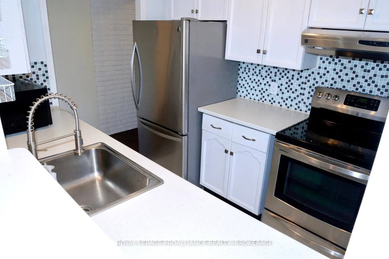 Photo 5 of Unit 203, 315 Regent Street, Kingston, Central City East — HOMEH