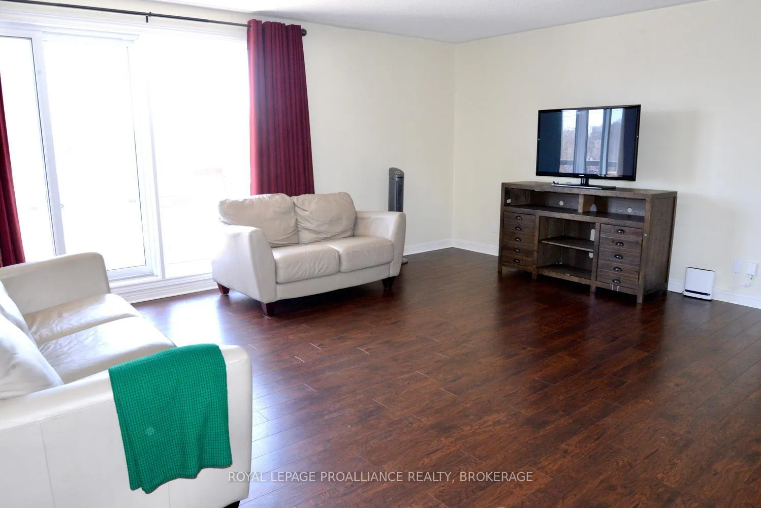Photo 9 of Unit 203, 315 Regent Street, Kingston, Central City East — HOMEH