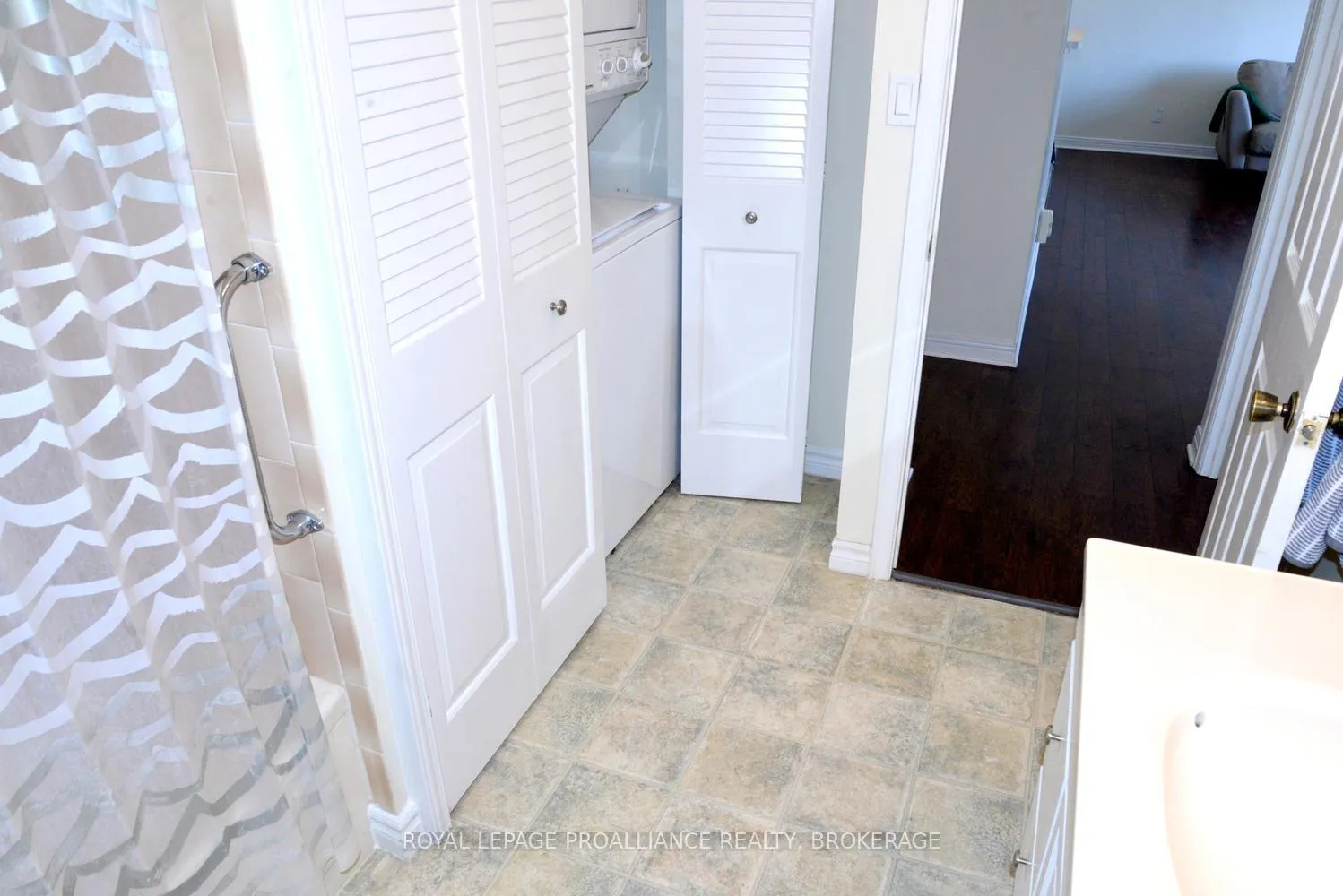 Photo 16 of Unit 203, 315 Regent Street, Kingston, Central City East — HOMEH