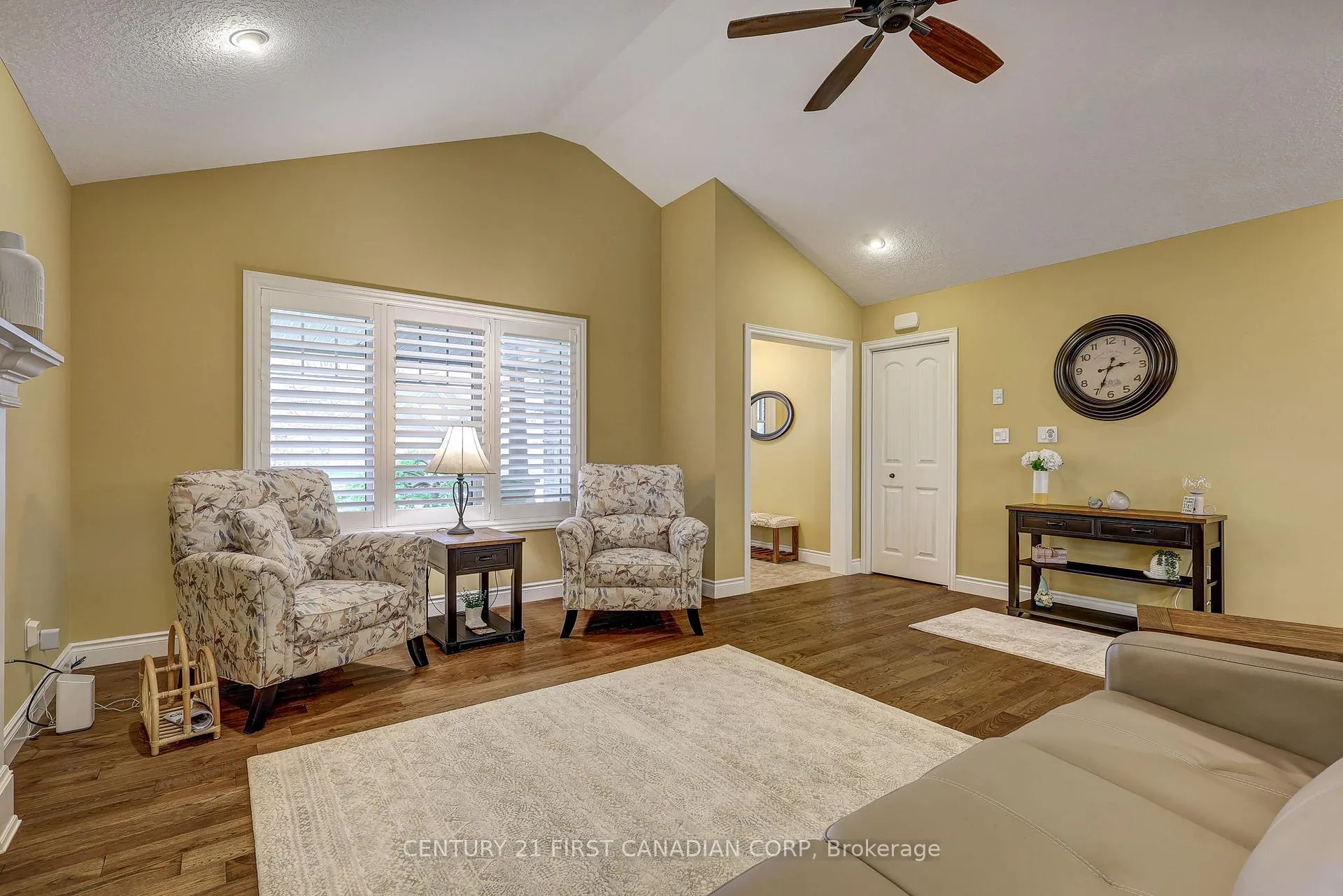 Photo 15 of 76 Westlake Drive, St. Thomas — HOMEH