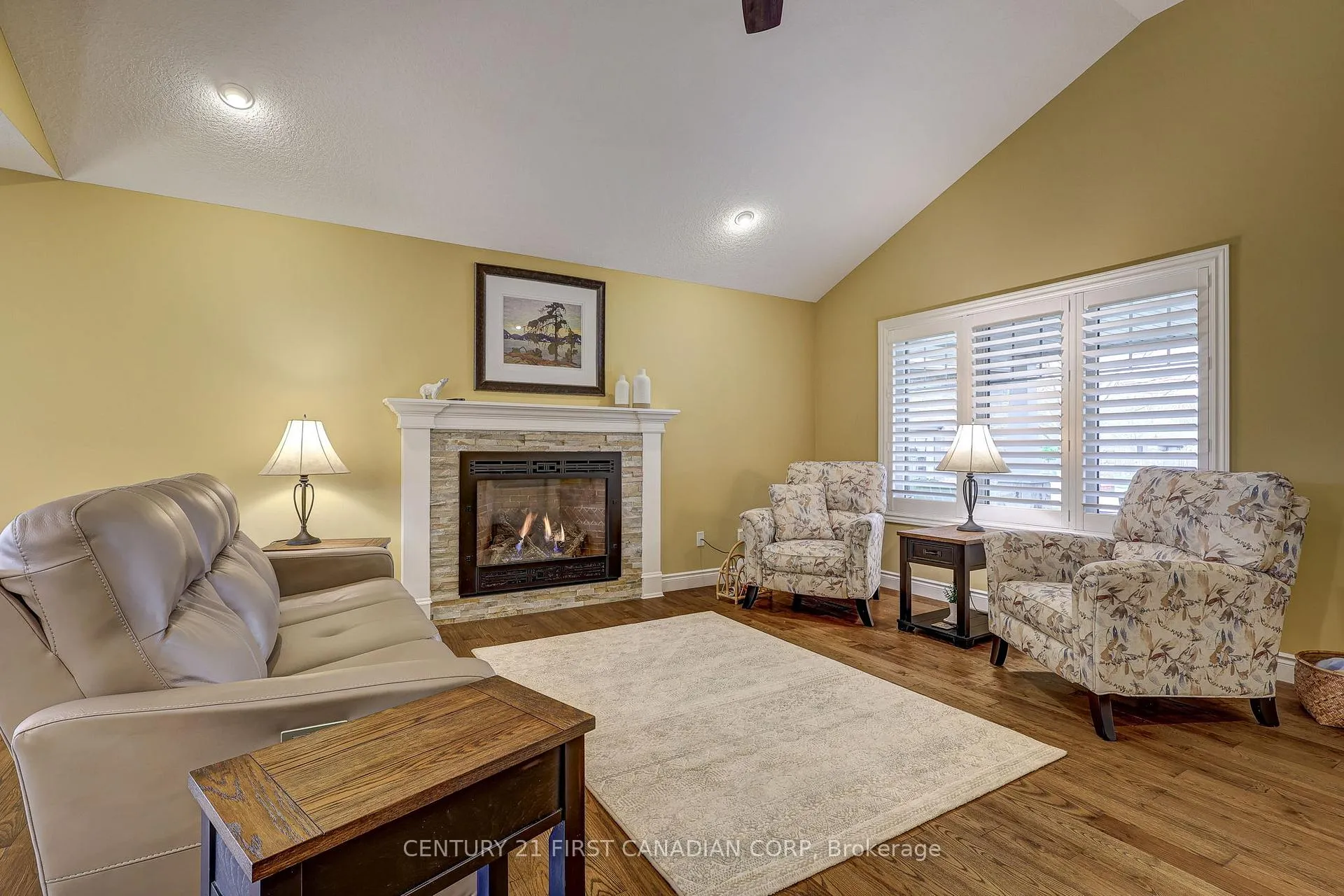 Photo 16 of 76 Westlake Drive, St. Thomas — HOMEH