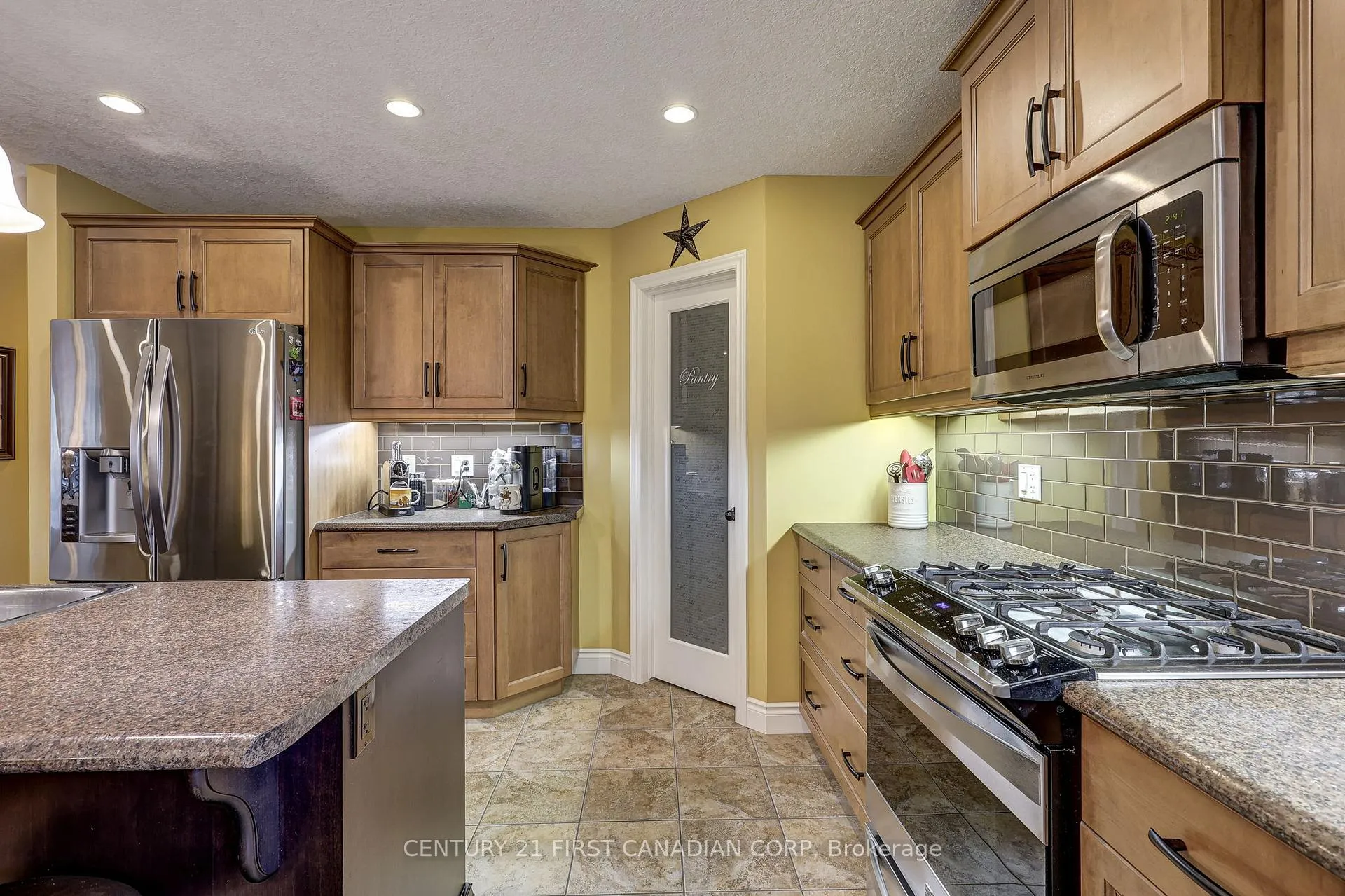 Photo 23 of 76 Westlake Drive, St. Thomas — HOMEH